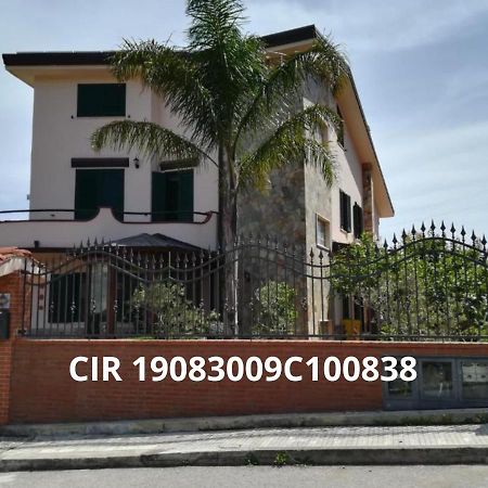La Collina Capo D'Orlando Bed and Breakfast Εξωτερικό φωτογραφία