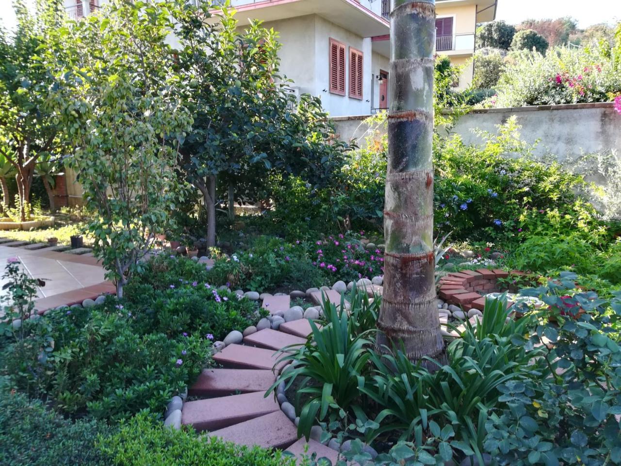 La Collina Capo D'Orlando Bed and Breakfast Εξωτερικό φωτογραφία